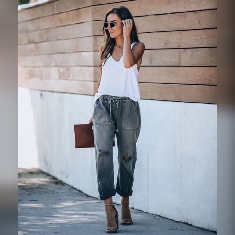 Vici “the grind” pocketed denim joggers